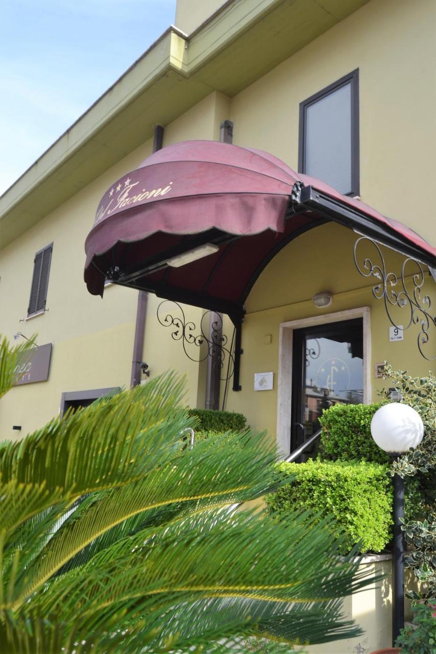 Hotel Facioni Pomezia Exterior photo